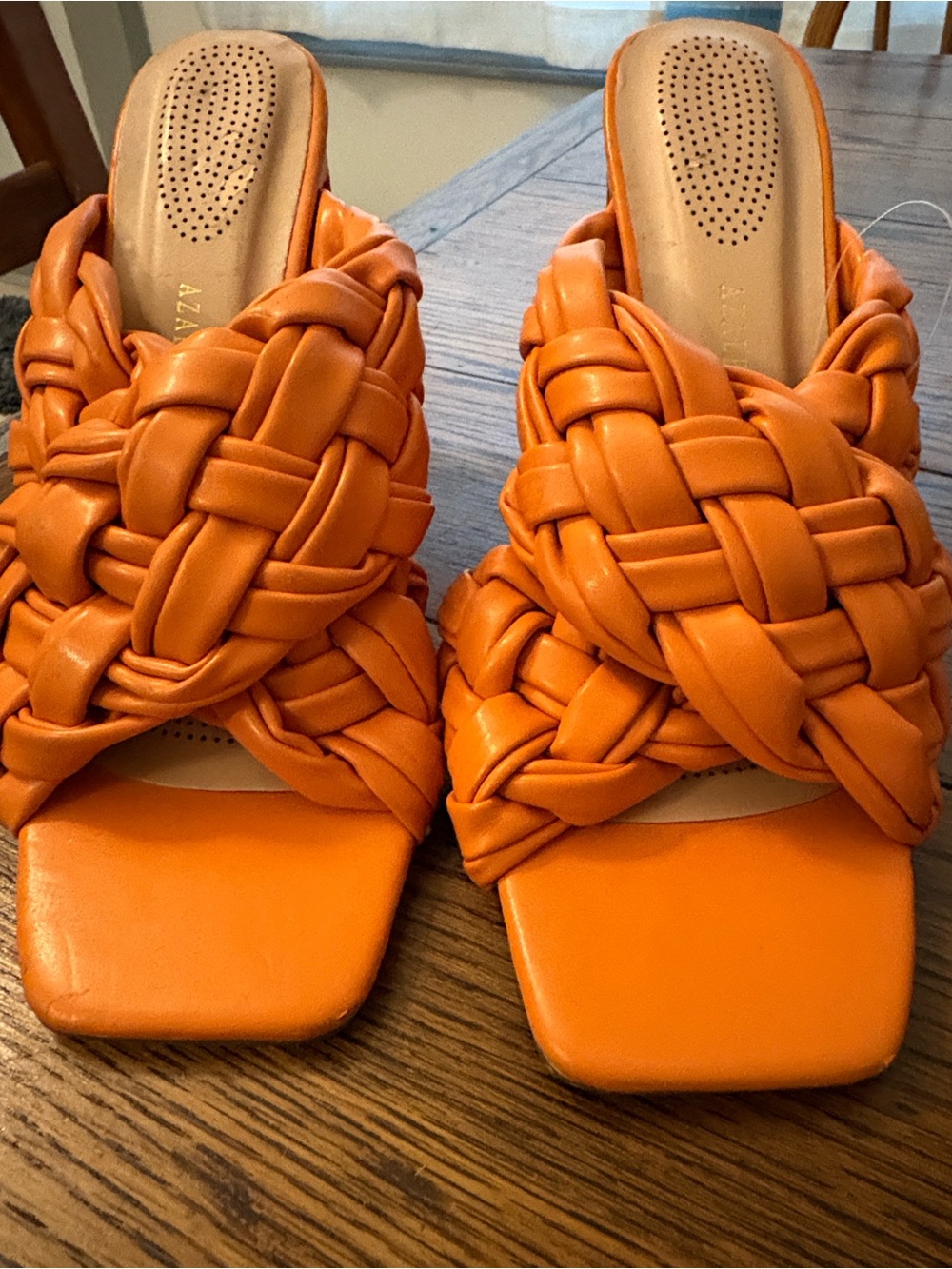 Azalea Wang NWOT SZ 8.5Braided Slide Sandals in Orange open toe Heel